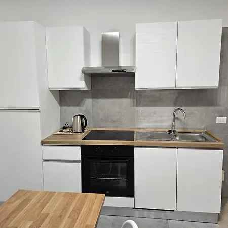 Апартаменти Casa Leoni