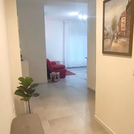 Casa Leoni Апартаменти *